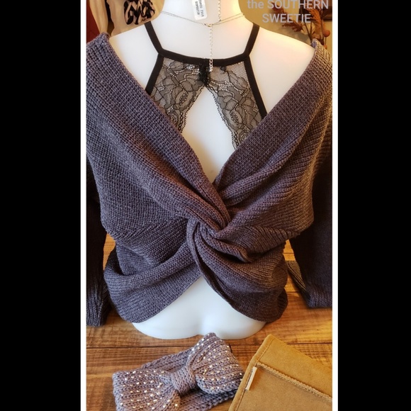 Back knot sweater - Picture 4 of 6